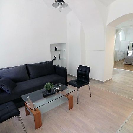 Apartman Tina Нови-Сад Экстерьер фото